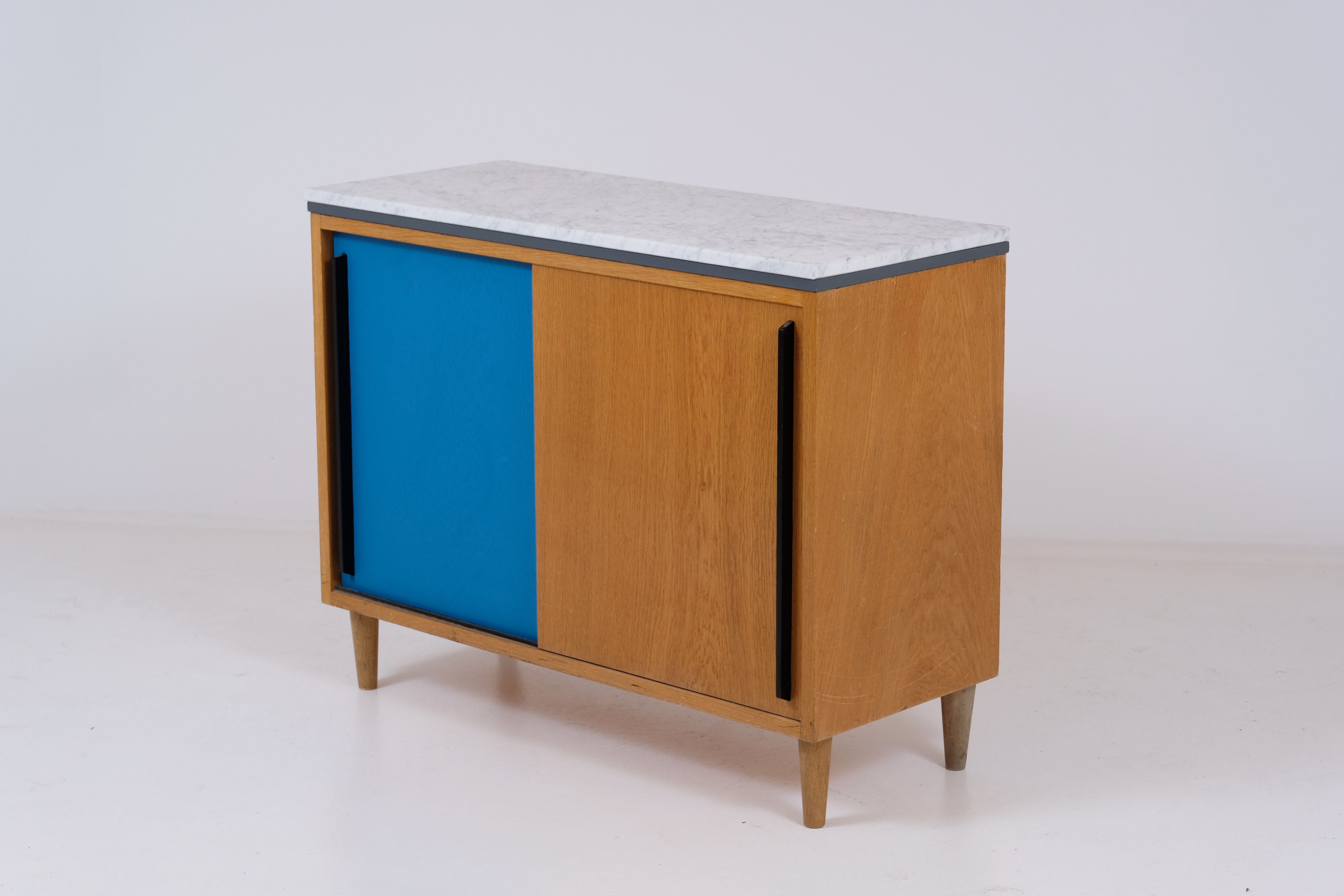 60s oak chest of drawers with marble tray