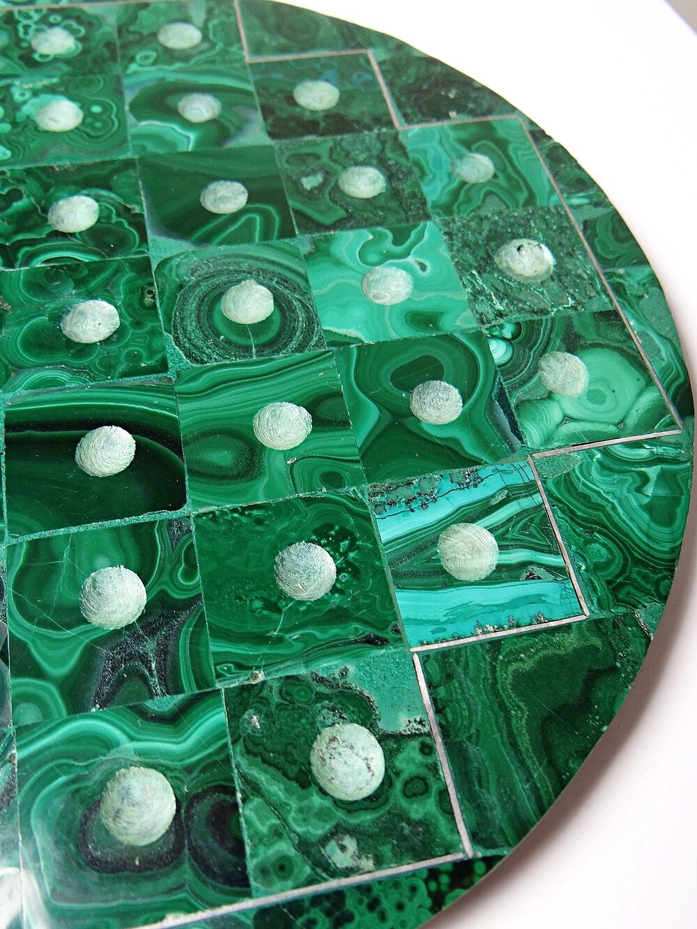 Vintage solitaire game in malachite, African work, 1960s-1970s.