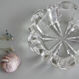 Crystal ashtray in the shape of a flower