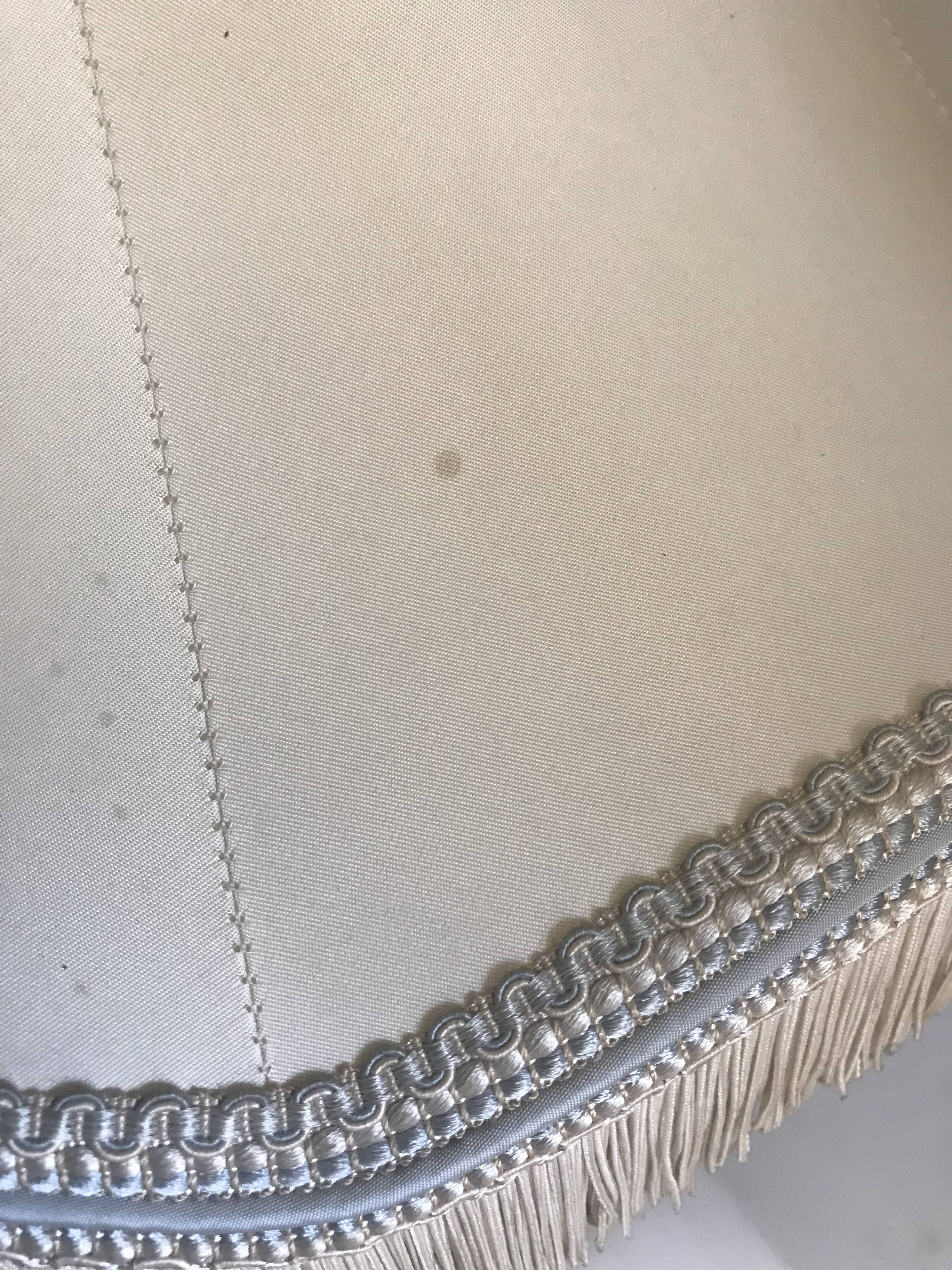 Chinese porcelain lamp