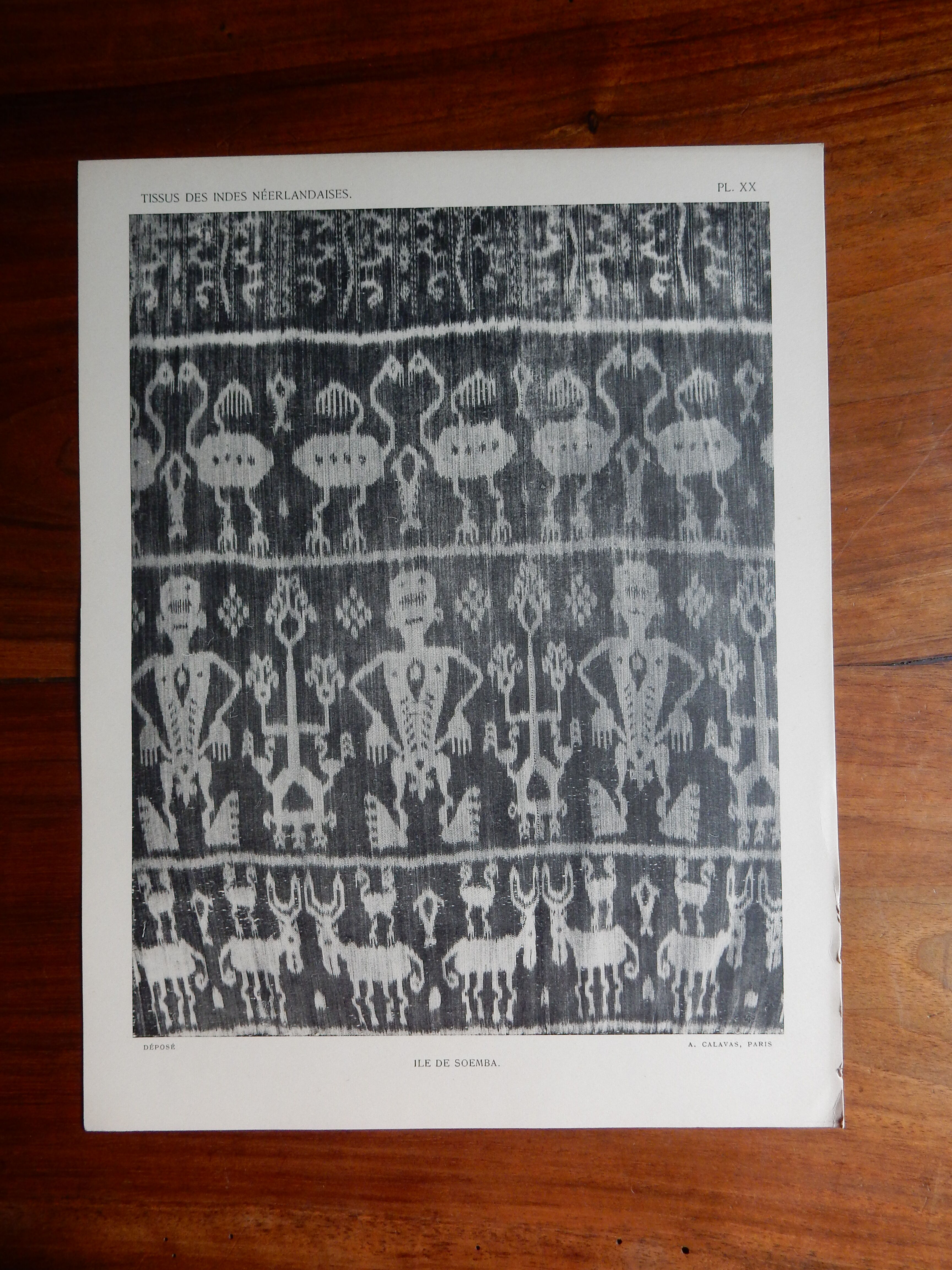 Old illustrative plate funerary fabric of the Dutch East Indies