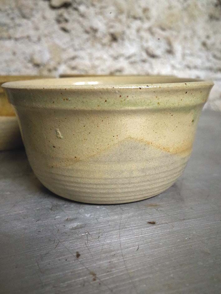 Set of 4 ramekins in semi-glazed sandstone, signed
