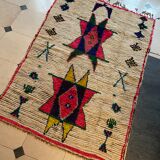 Tapis berbère avec rose et vert