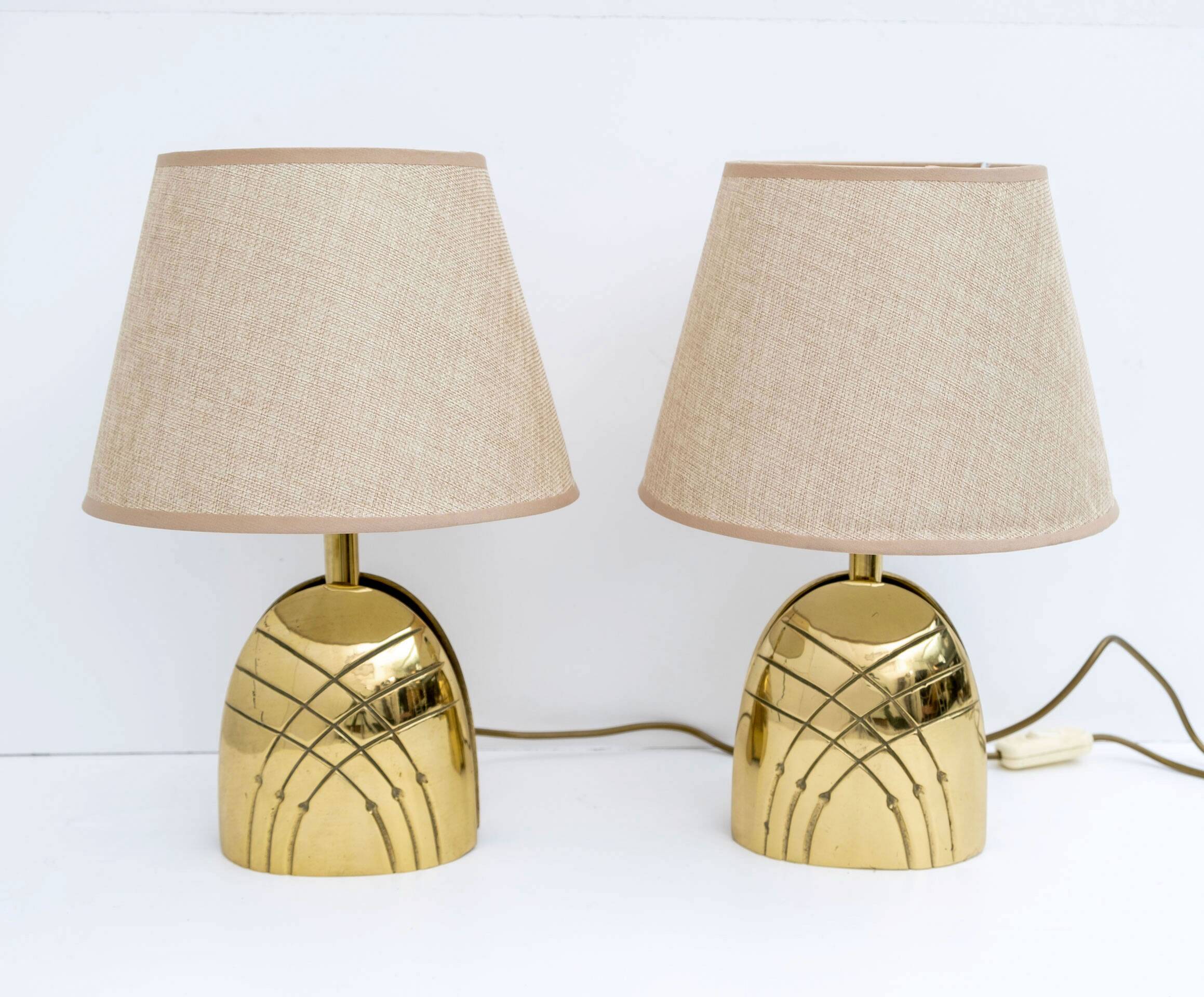 Paire de lampes de table italiennes modernes en laiton du milieu du siècle, années 1970
