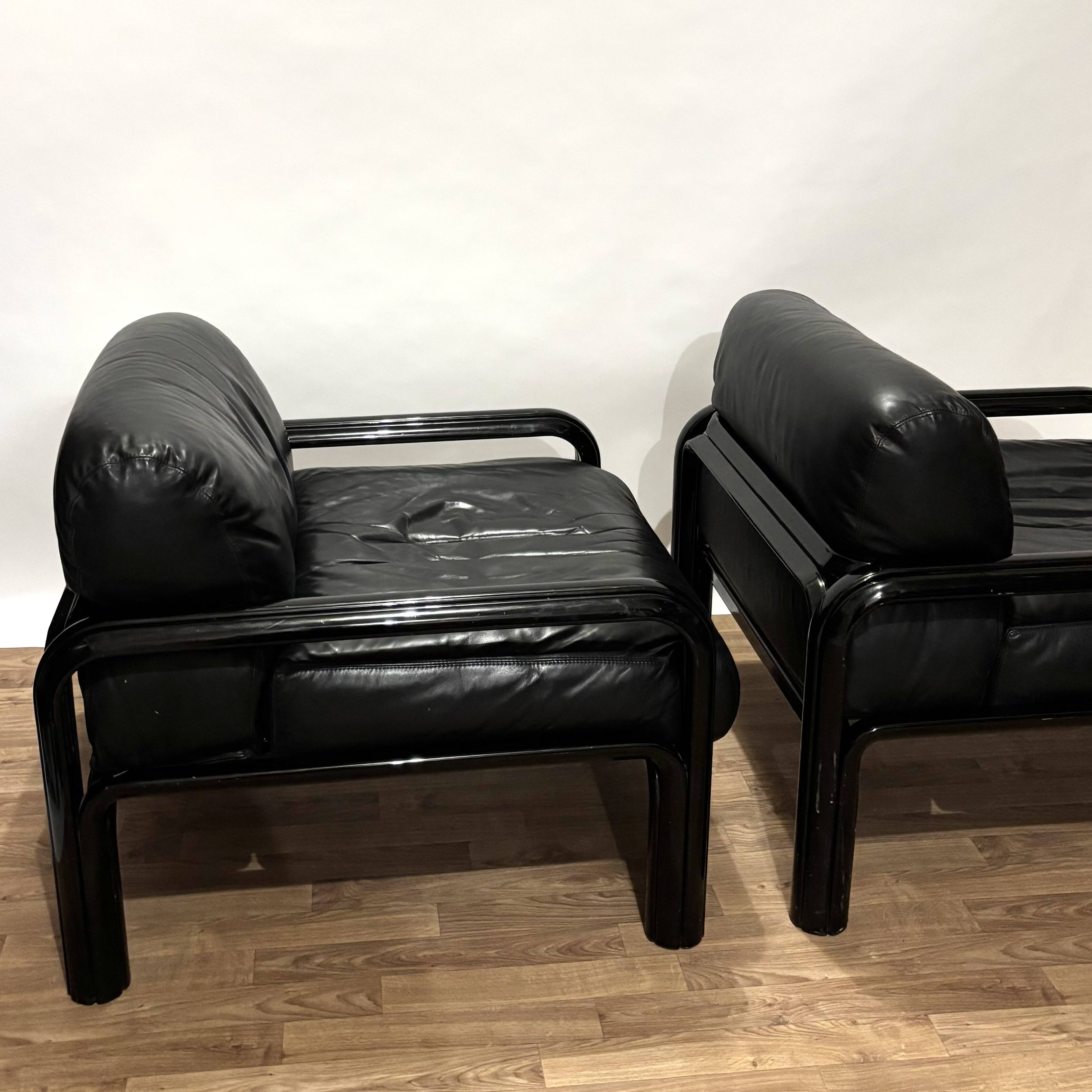 Paire de fauteuils Gae Aulenti Knoll cuir
