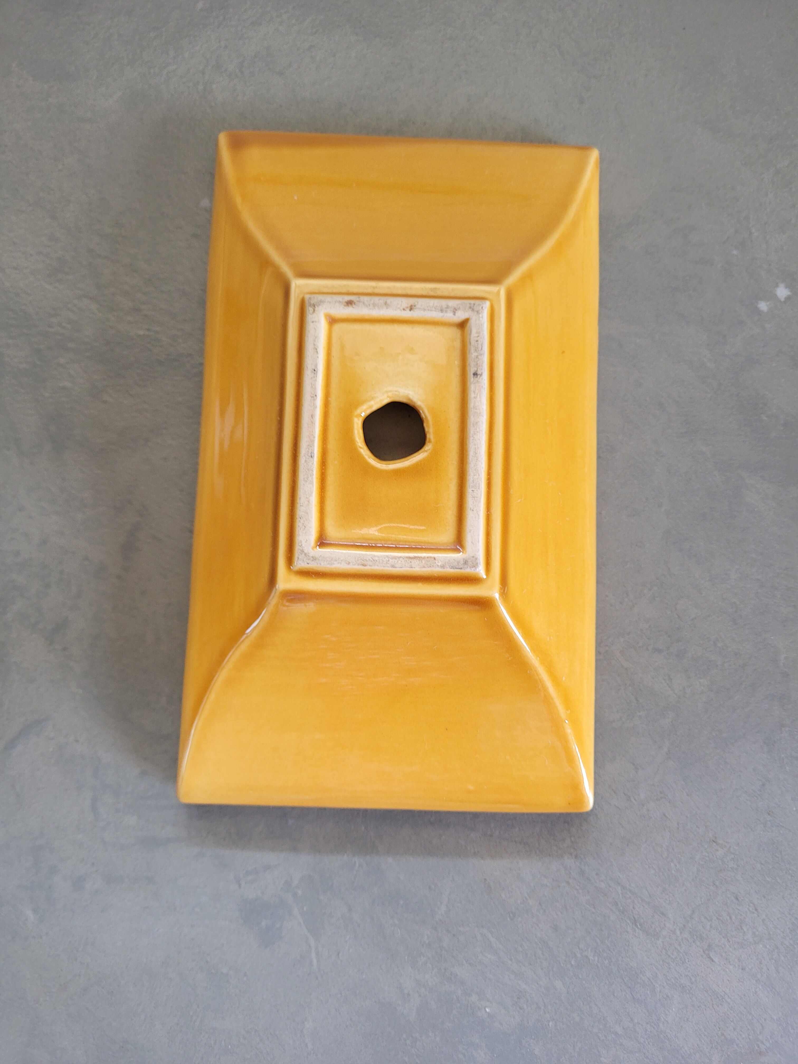 Buttermaker and its butter knife with straw pattern