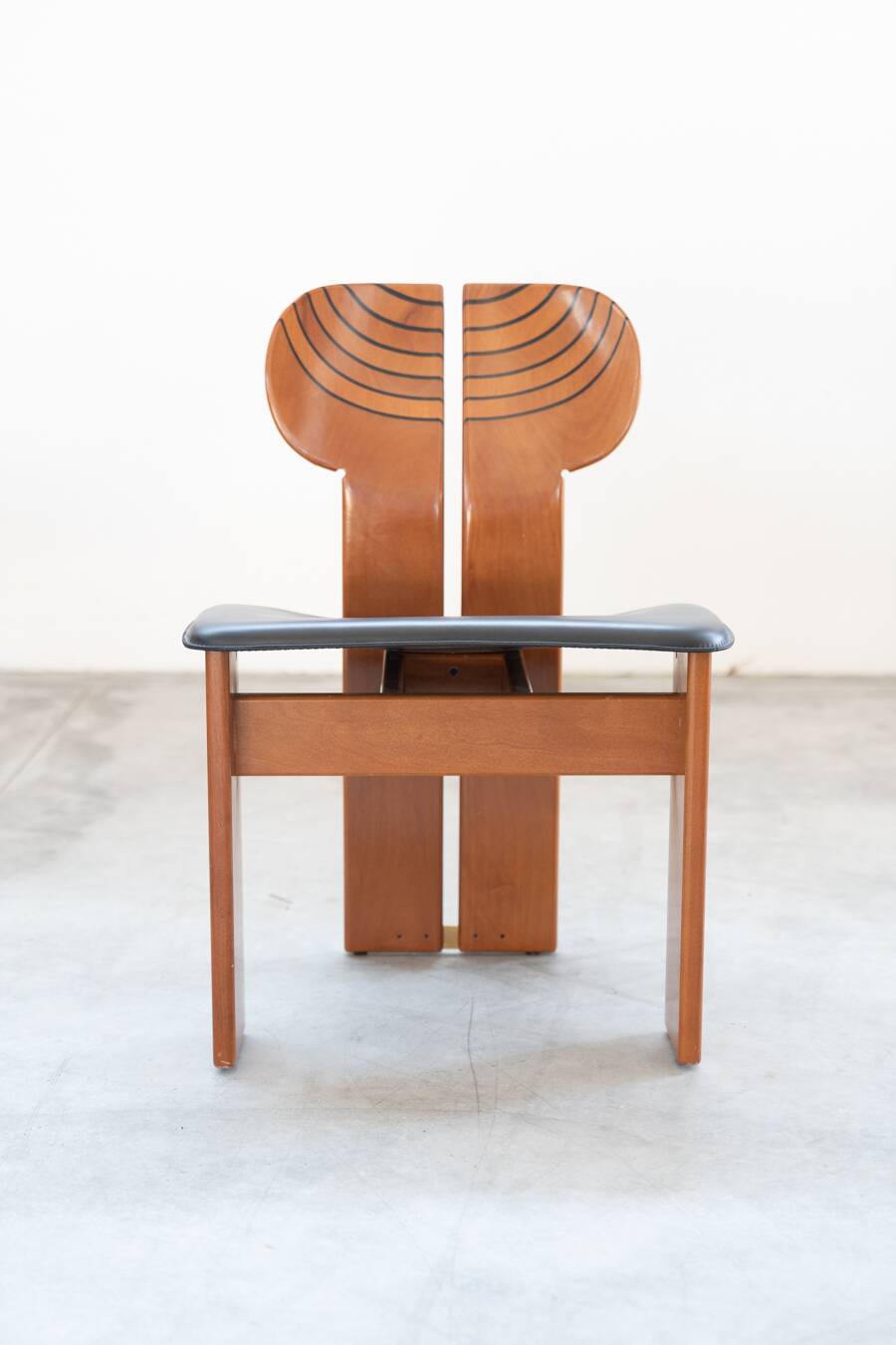 Set of 12 Afra & Tobia Scarpa chairs mod. Africa - Gruppo Unico, 80/90