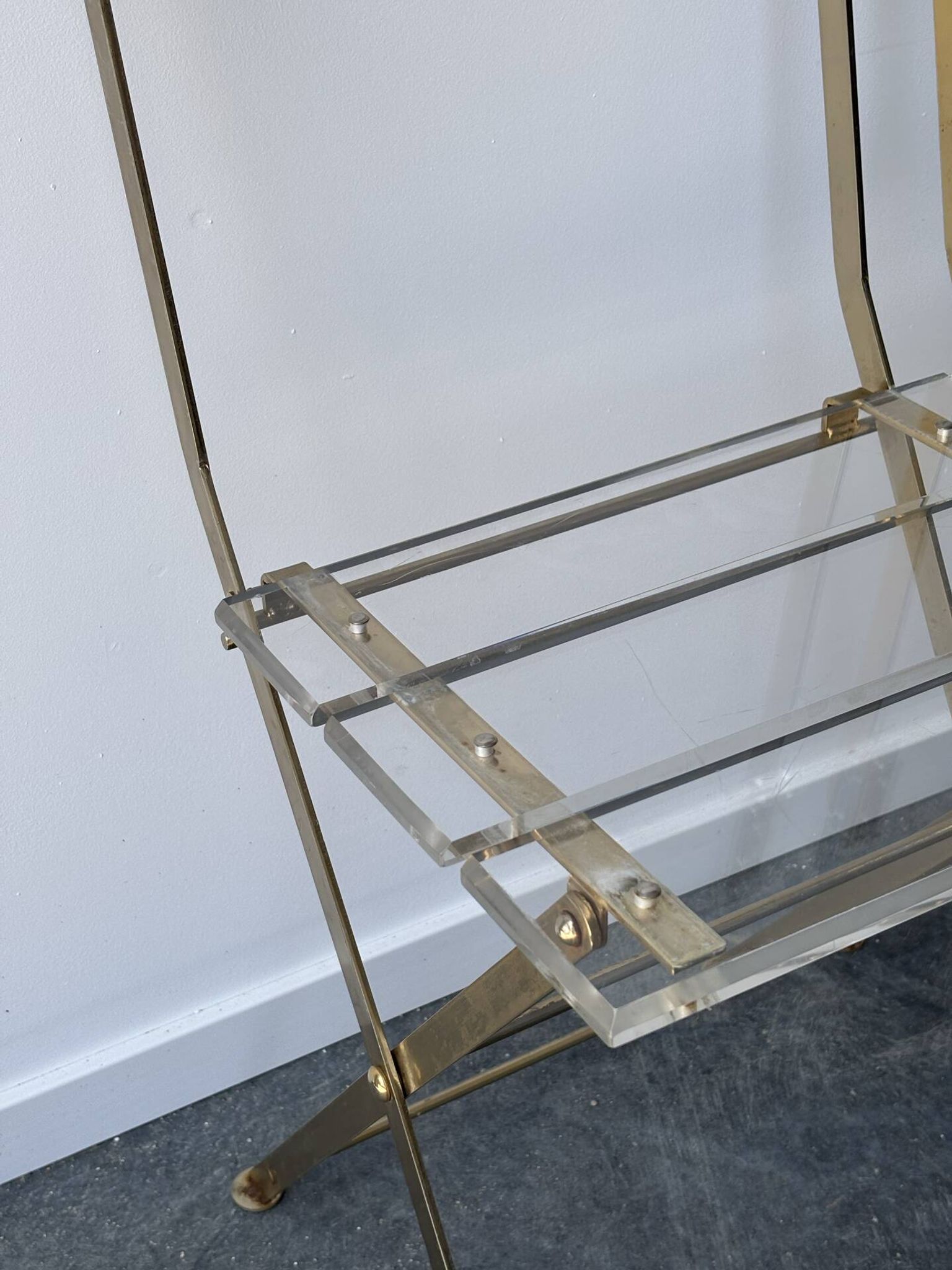 4 chaises pliantes « les invisibles » pour Marais international 1970