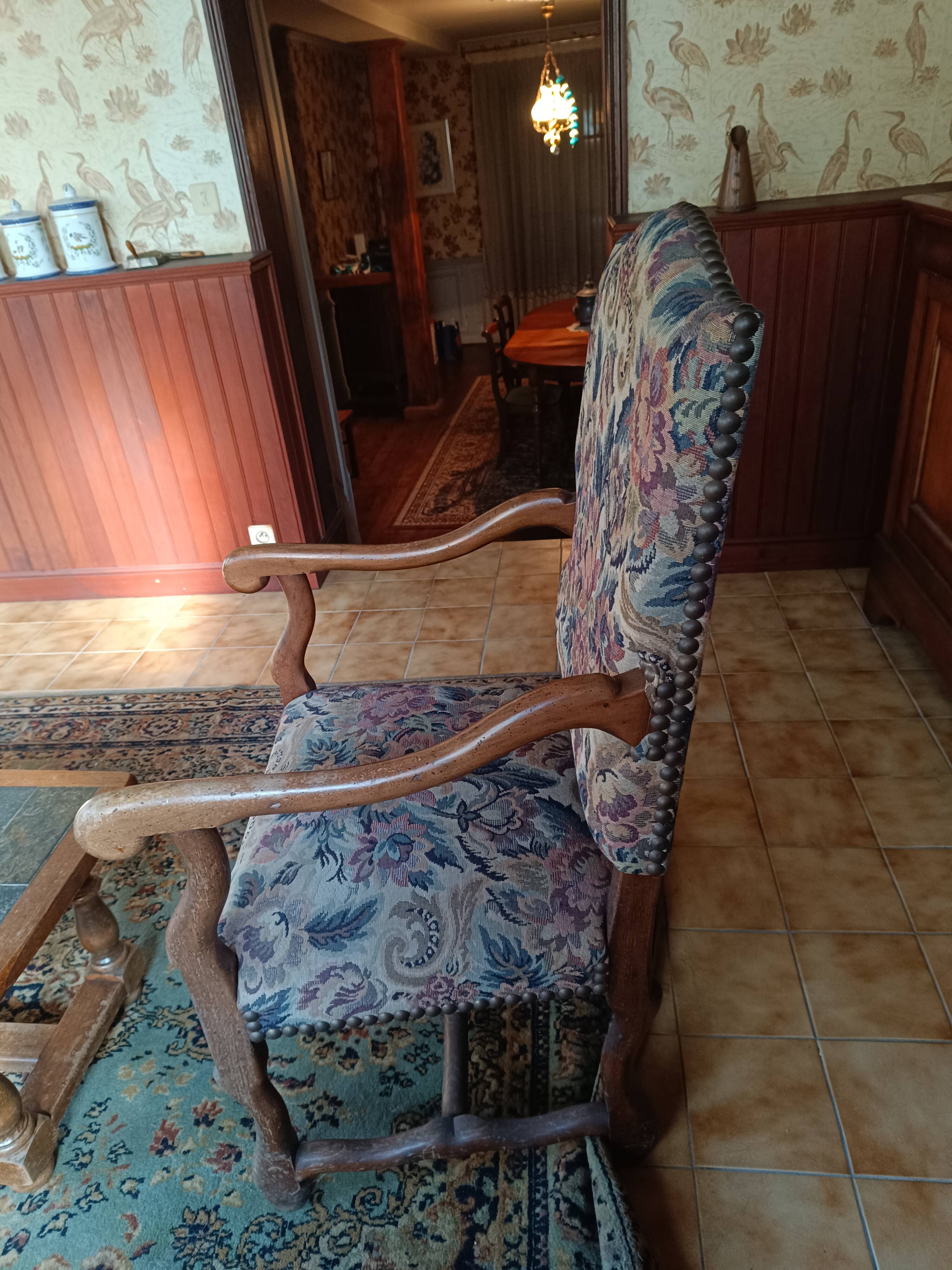 Fauteuil style louis xiii