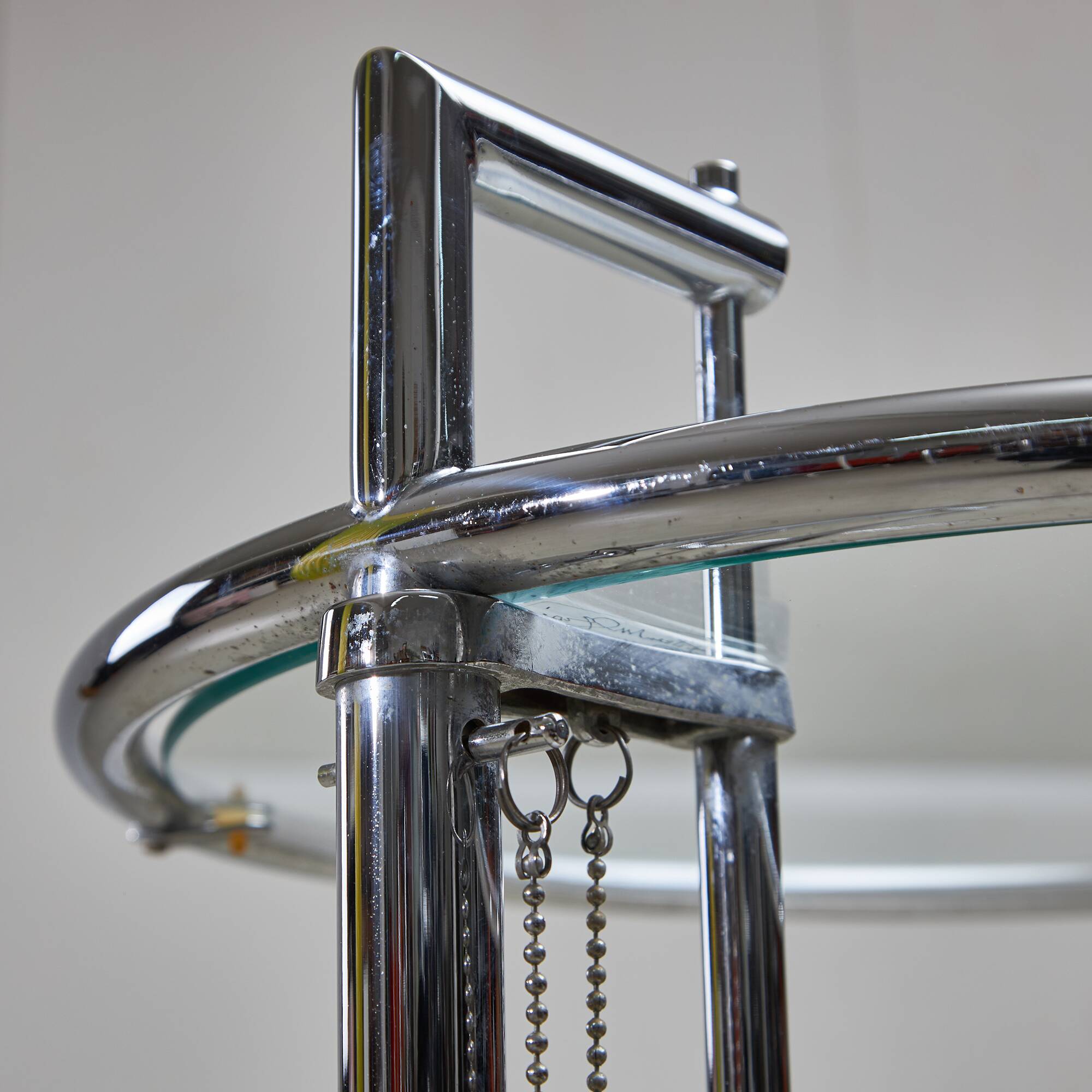 E-1027 Adjustable Table by Eileen Gray by Classicon, 1927