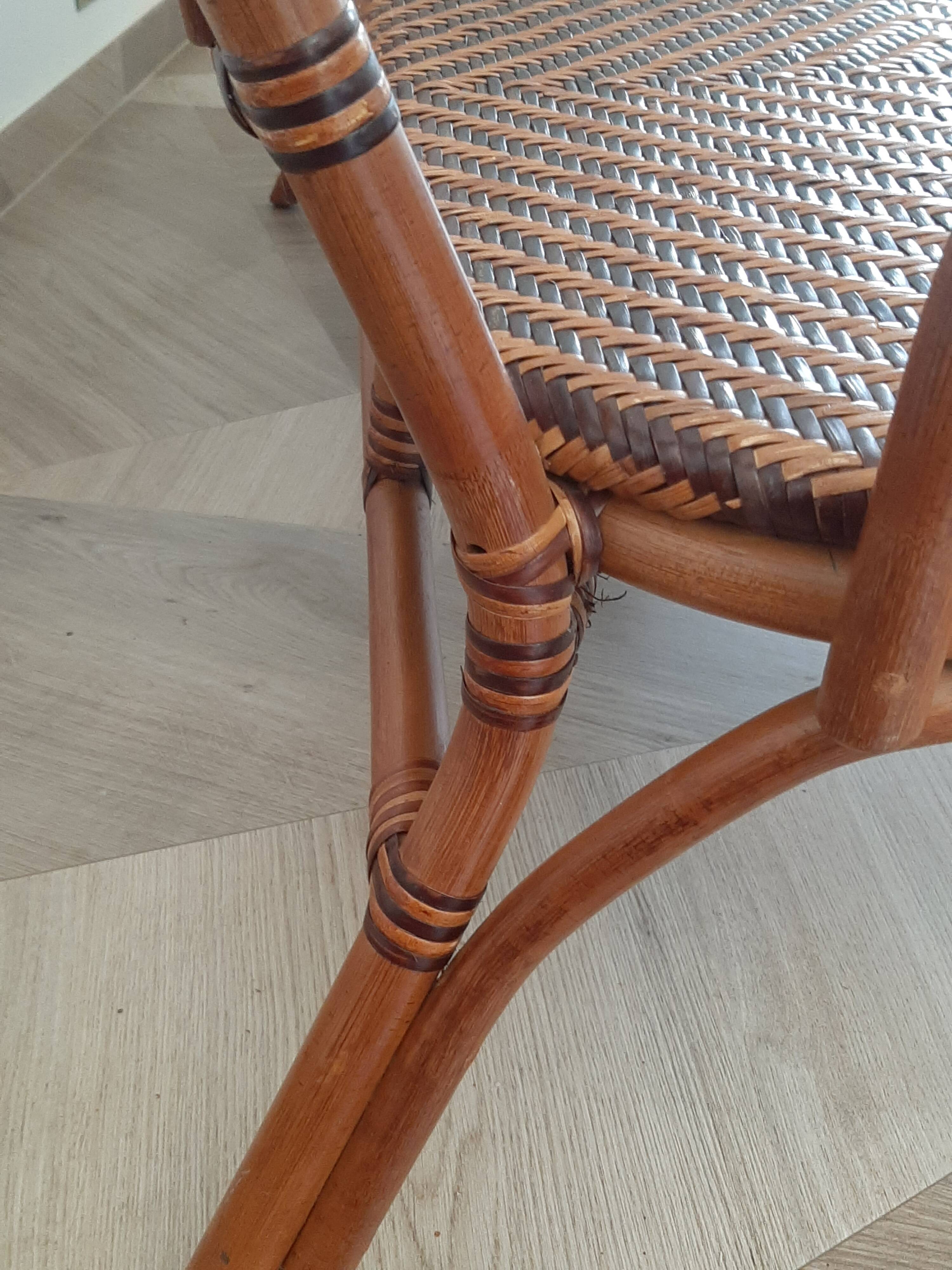 Vintage -Braided rattan sofa - chevron pattern