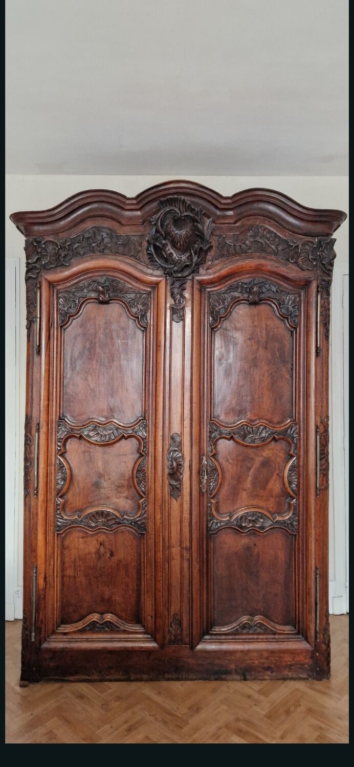 Remarkable Lyonnaise Armoire Louis XV