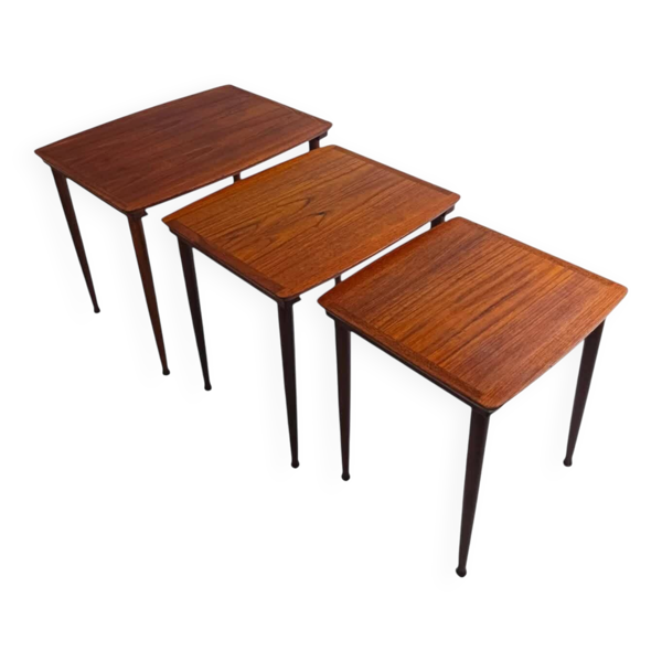 Tables gigognes en teck ×3, J. Aakjær Jørgensen, Danemark années 60