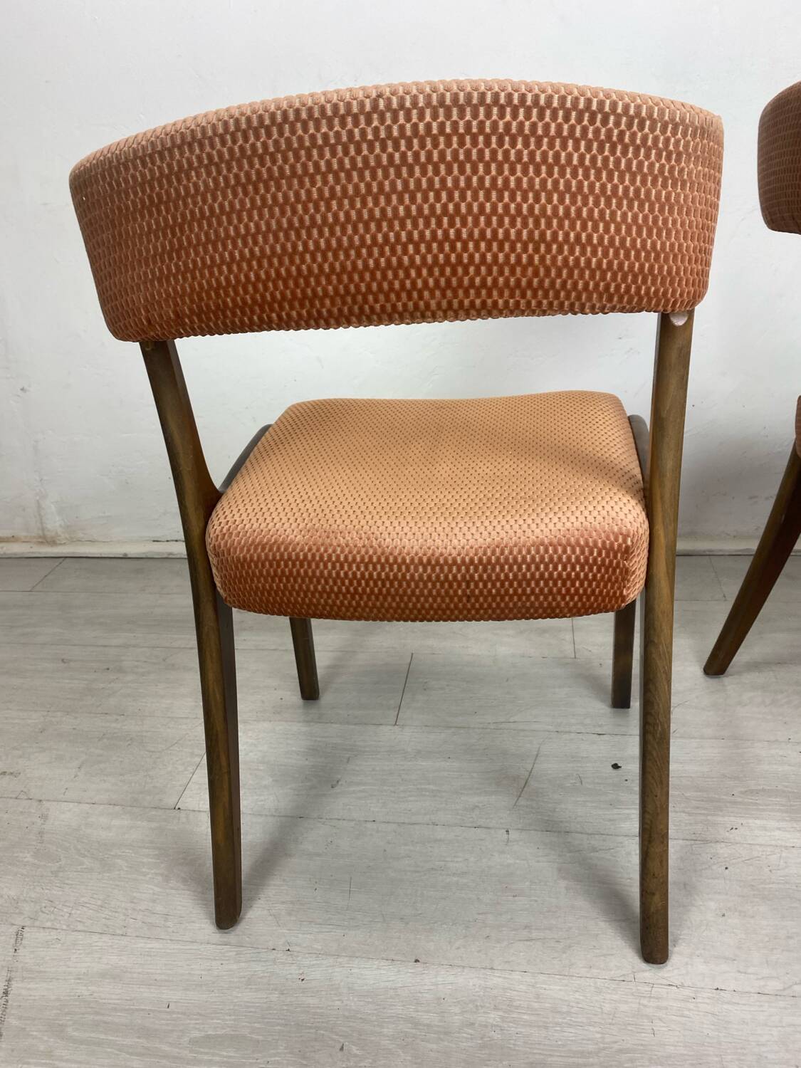 Gondola chairs