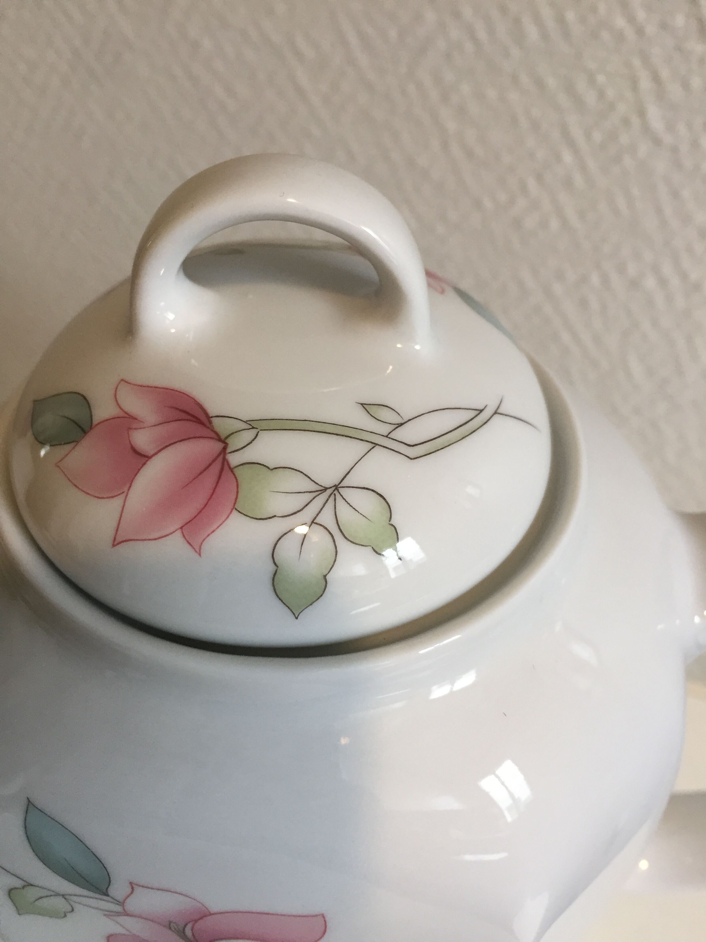 Porcelain tea or coffee service