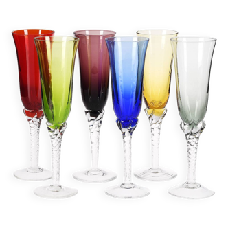 Lot de 6 flûtes Flûtes à champagne colorées en verre.