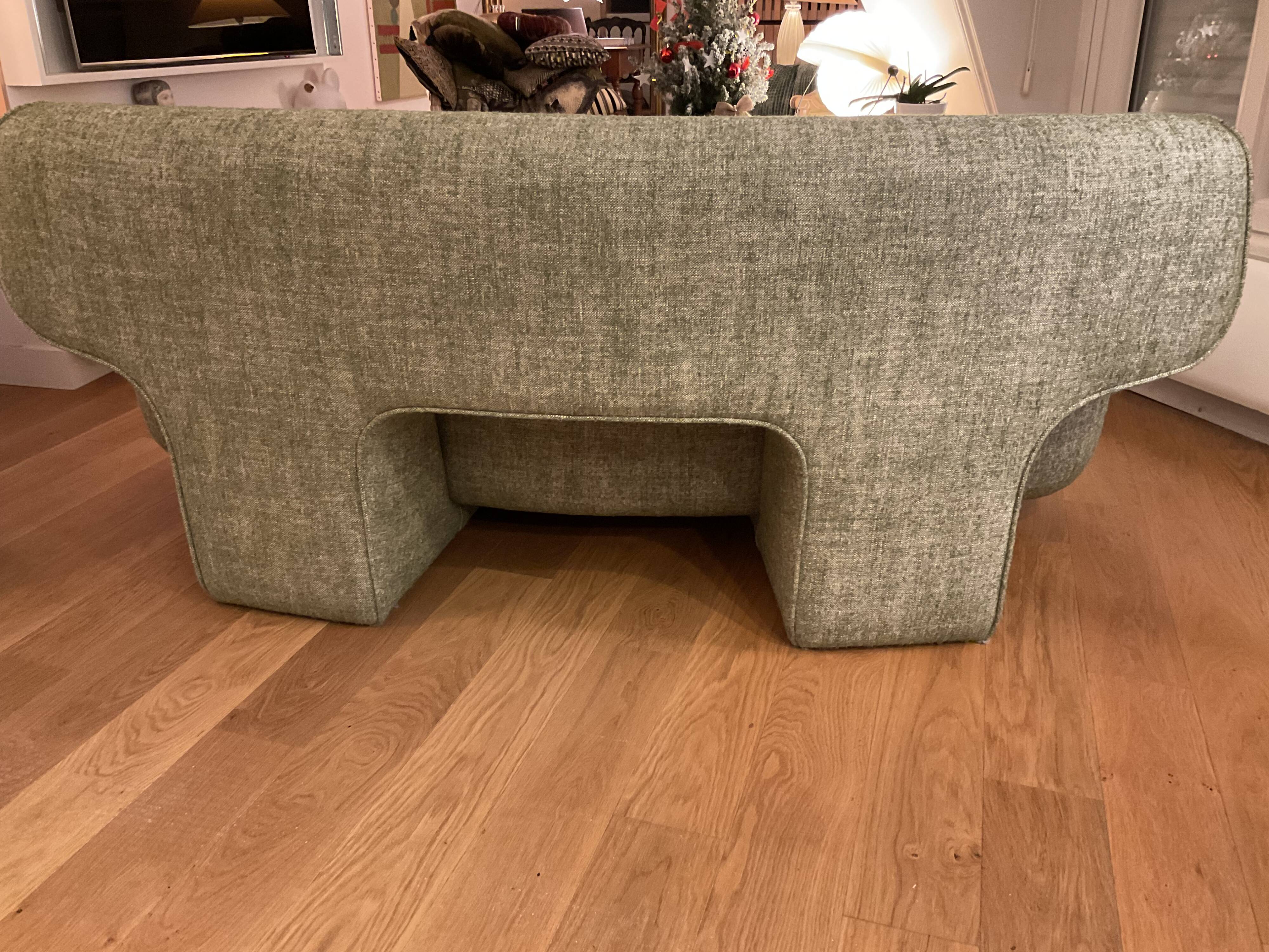 Canapé ligne litho créé par guillaume delvigne pour frey