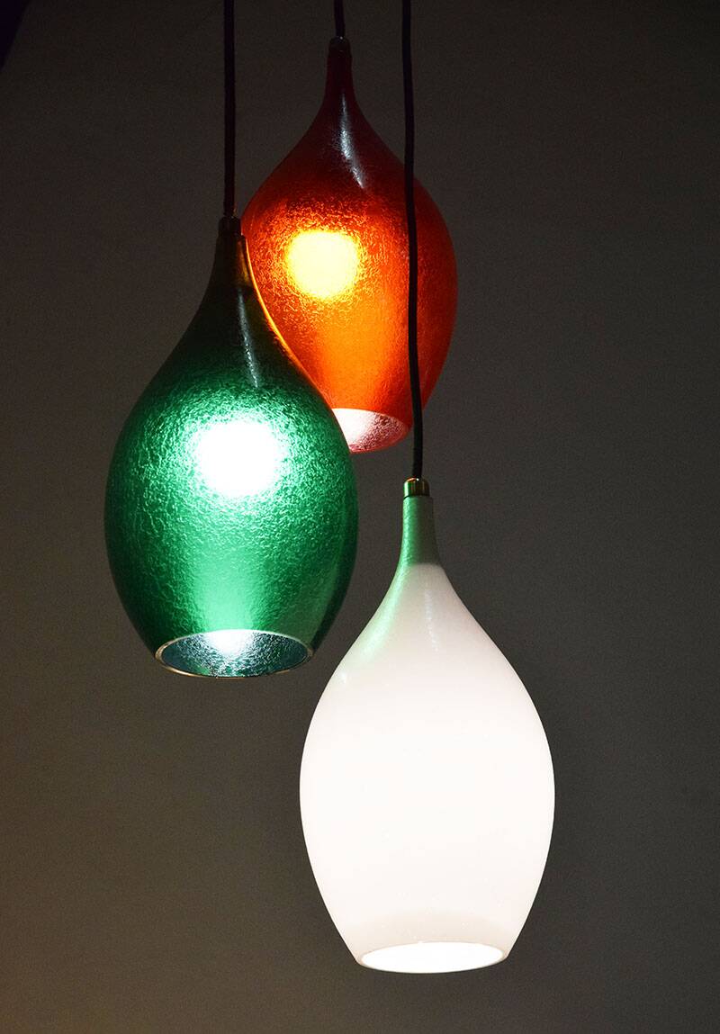 Flavio Poli for Seguso Vetri d’Arte, three-light glass chandelier, 1950s