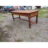 19th century country farmhouse table in walnut and pine, with 3 drawers