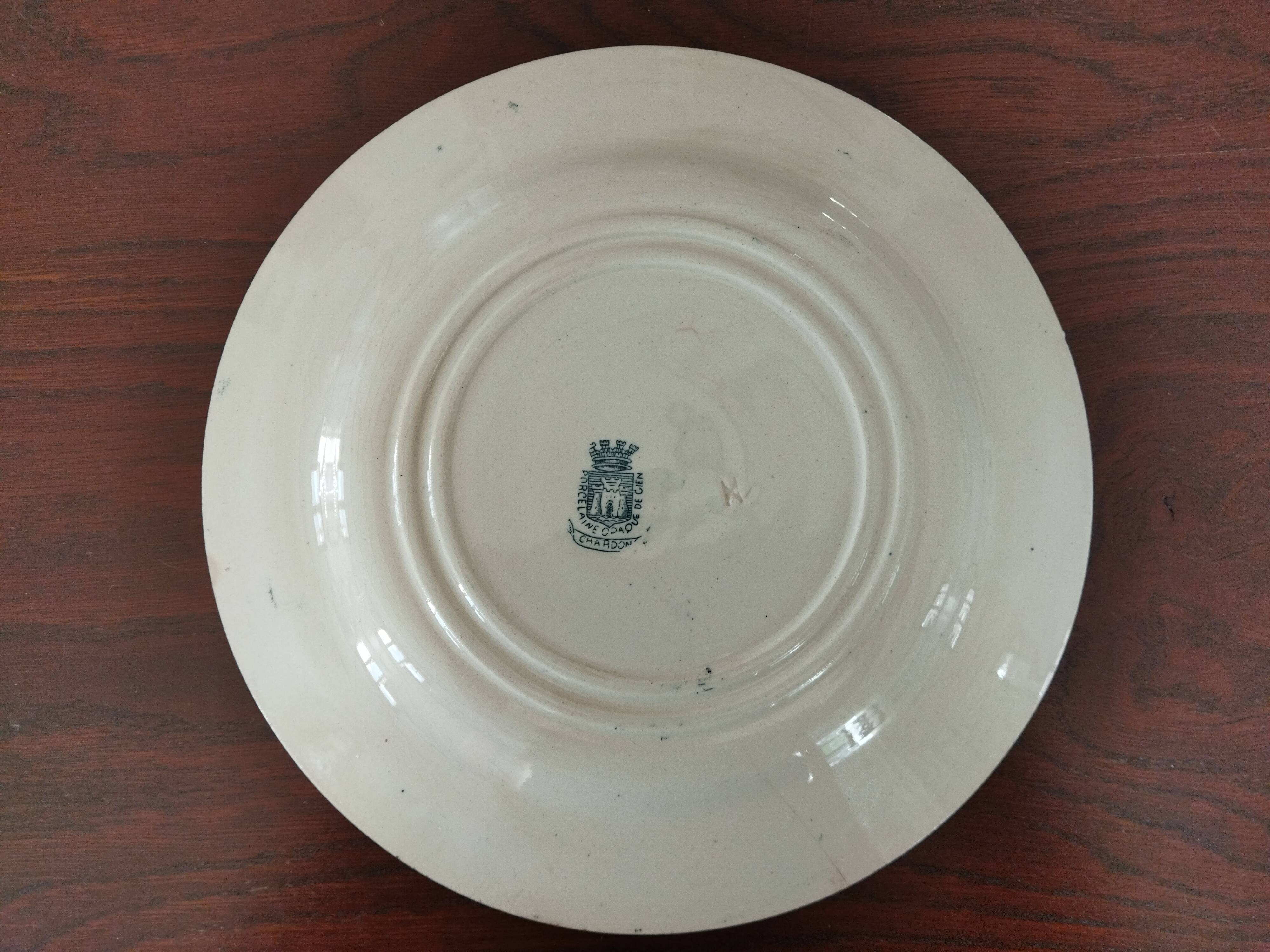 Gien “Thistle” flat plate