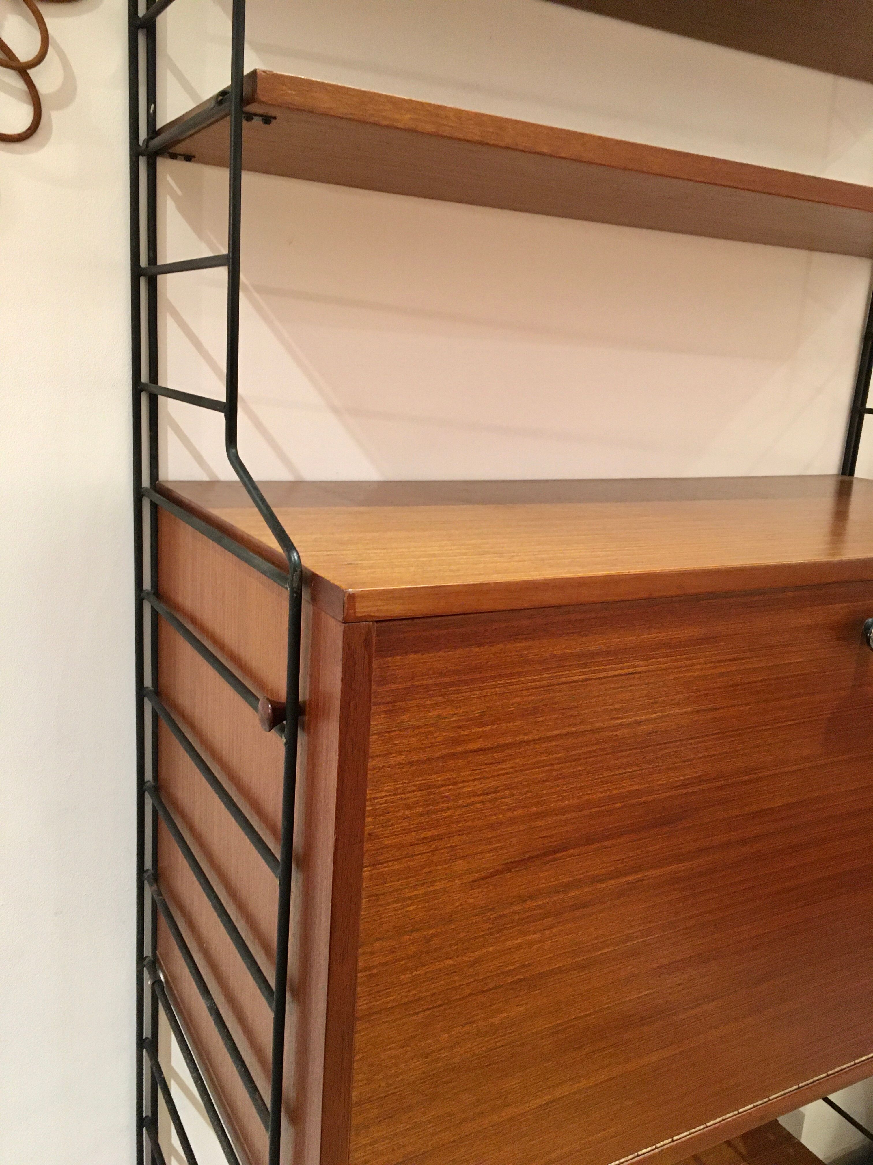 Vintage shelf system