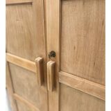 Armoire parisienne