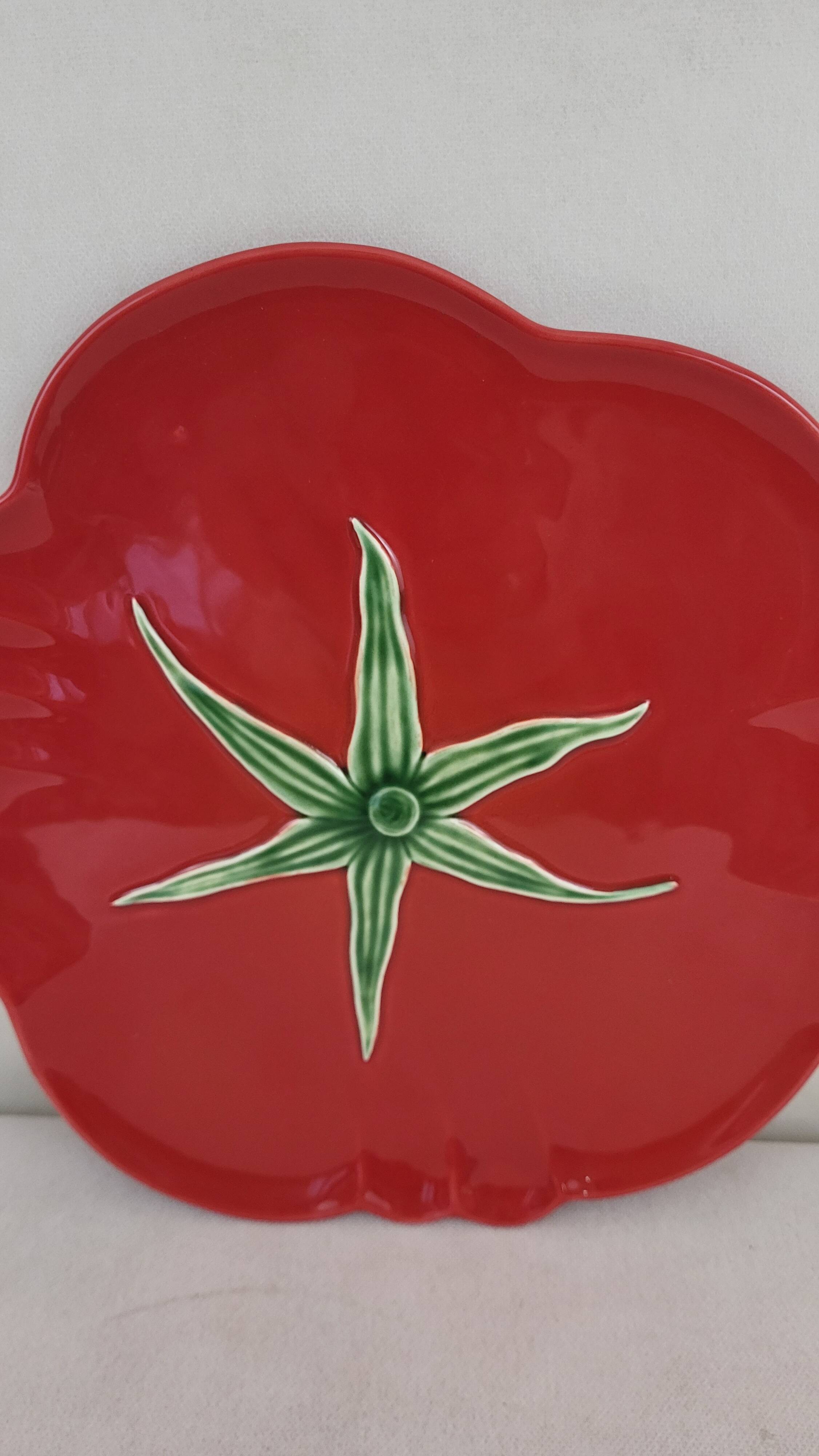 Earthenware dish