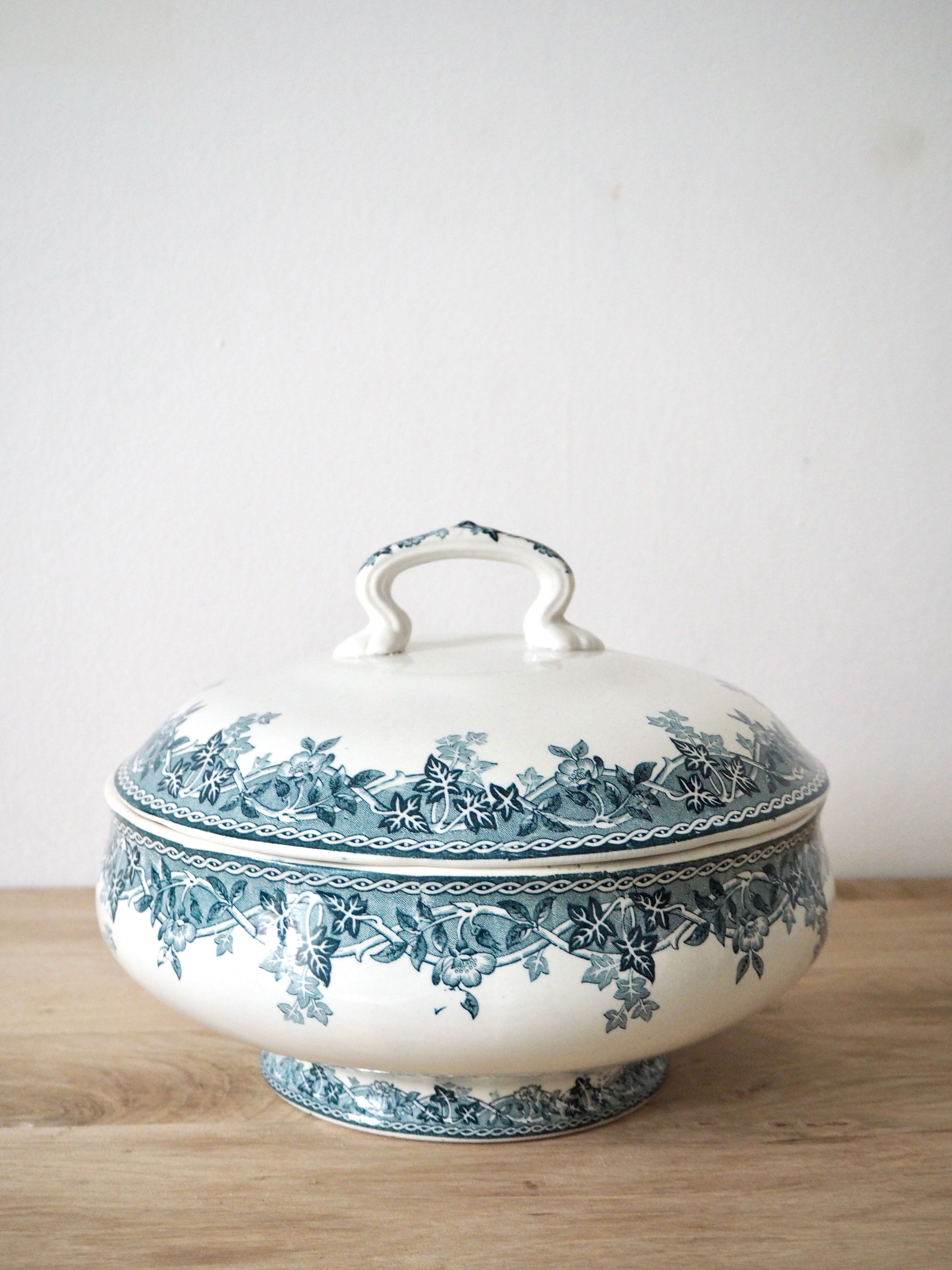 Terre de Fer tureen, summer model
