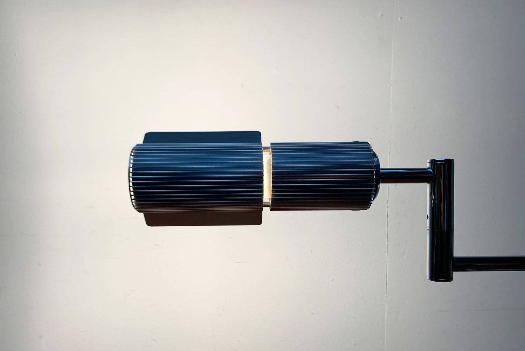 Lampe de table Haloprofil de l'ère spatiale vintage par V. Frauenknecht pour Swisslamps International, années 1970