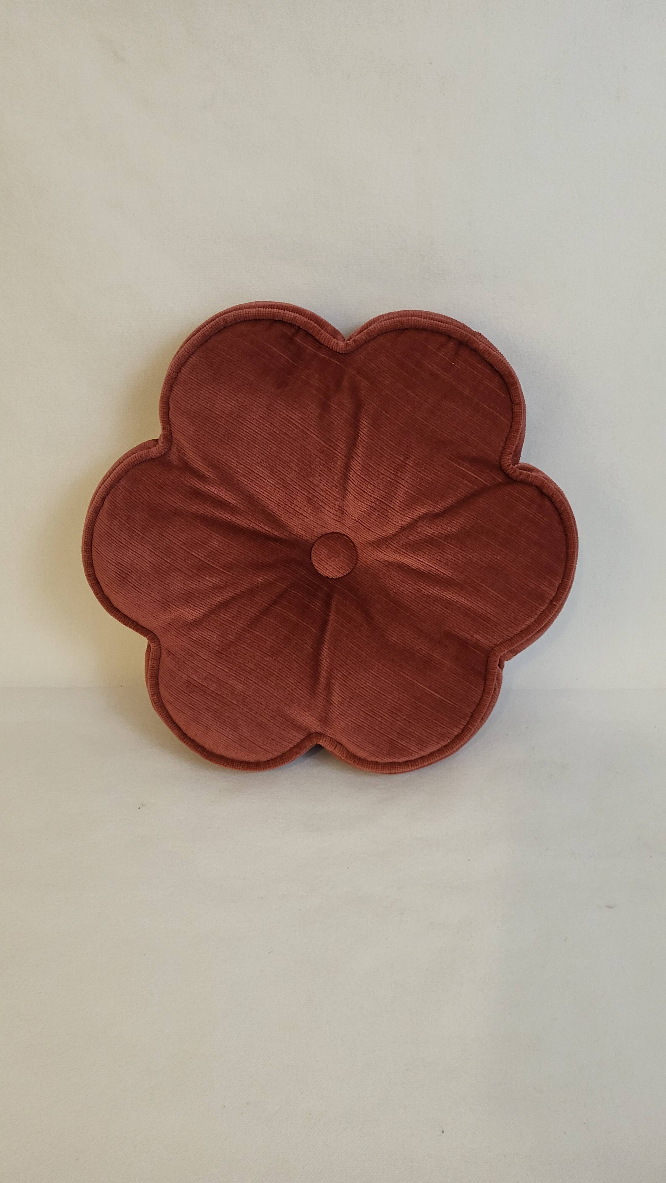 Vintage Flowers Velvet Cushion