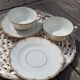 Tasses et sous-tasses en véritable porcelaine de limoges, blanche liseré doré, vintage