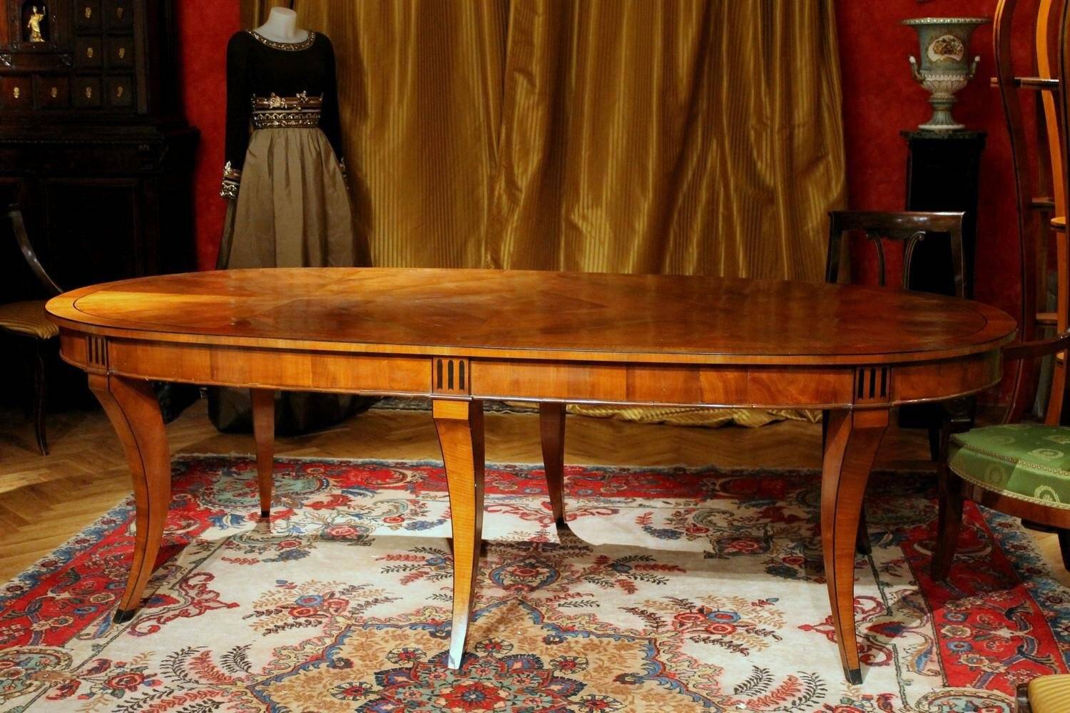 Italian Empire Style Oval Cherrywood and Ebony Dining Room Table, 19th Century