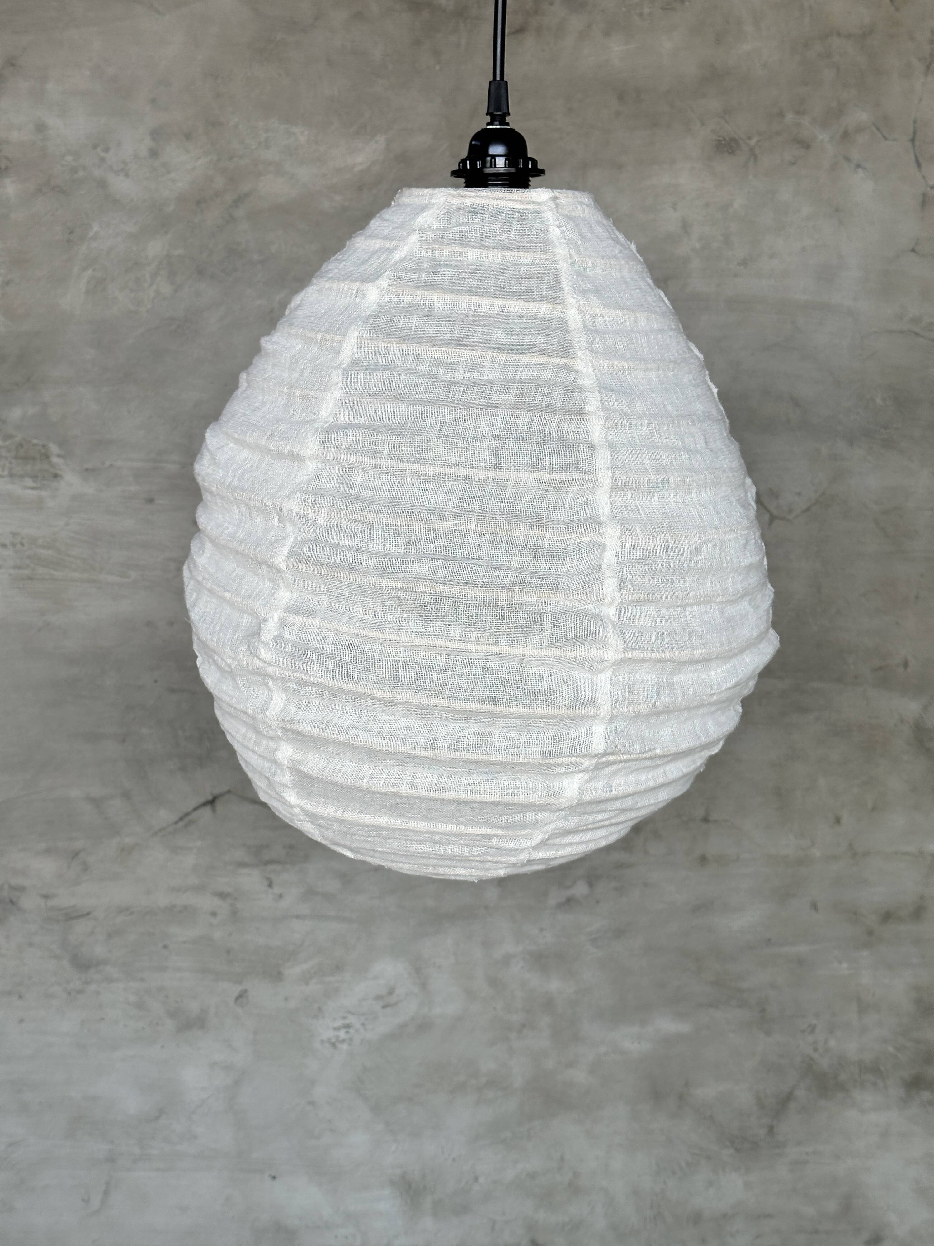 Small Japanese-style natural rattan and linen pendant light in the shape of a drop H40 D35