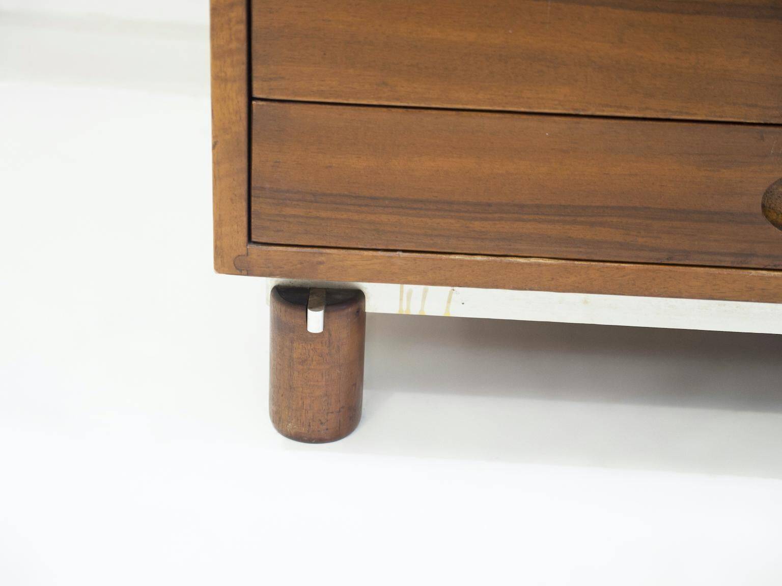 Walnut chest of drawers by Gianfranco Frattini for Bernini.
