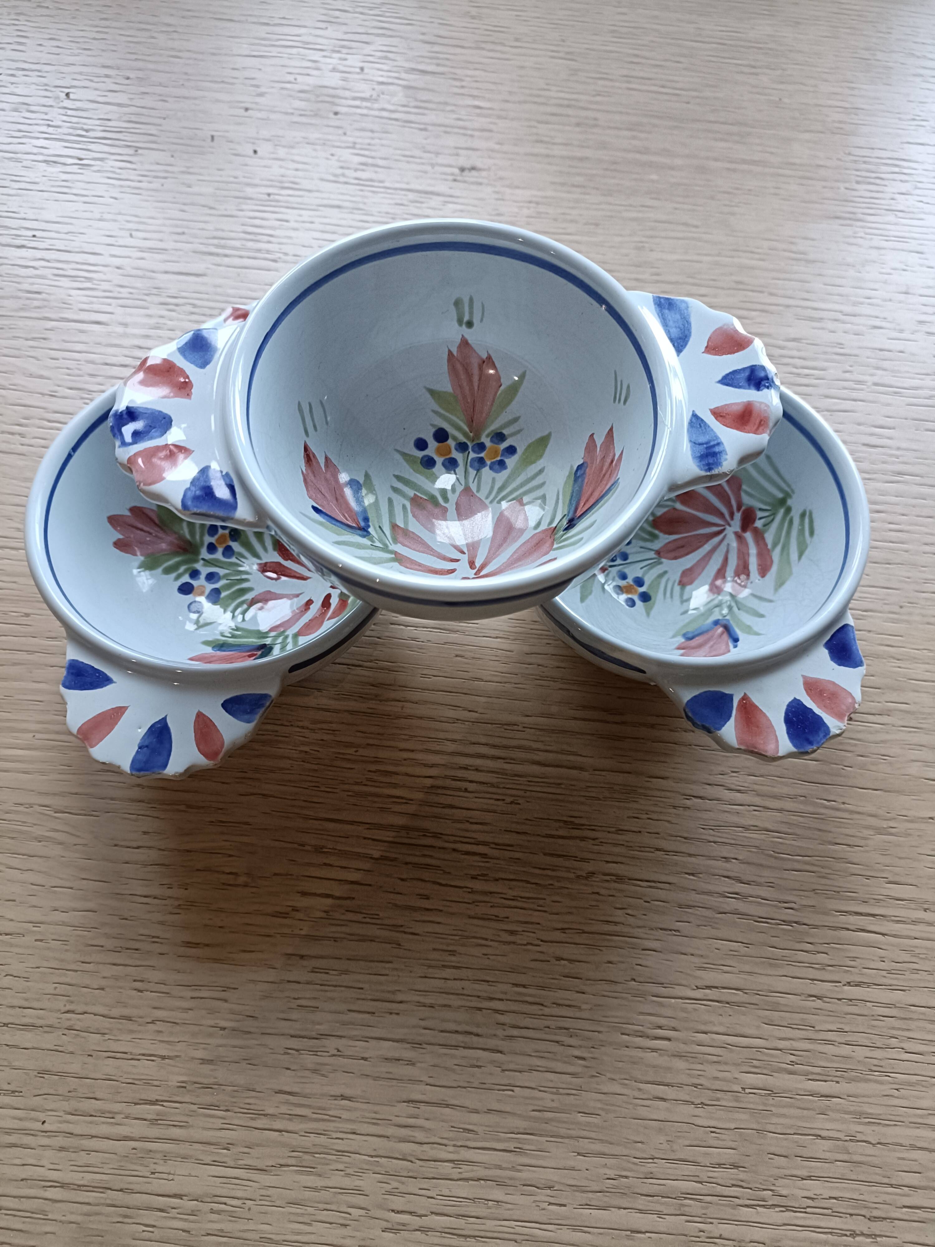 Set of three ear bowls H.B. Quimper