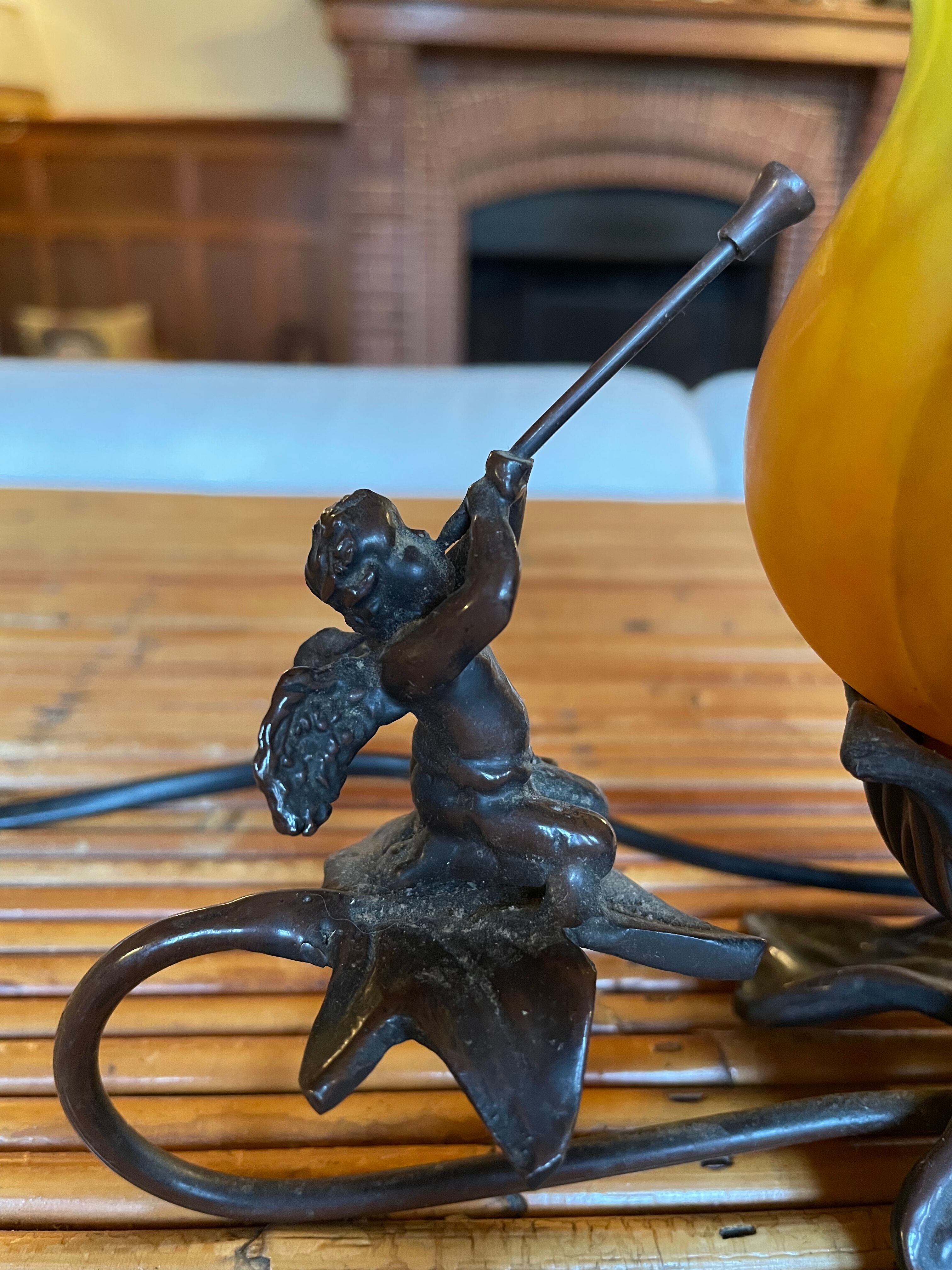 Pair of lamps cherubs bronze vintage glass paste