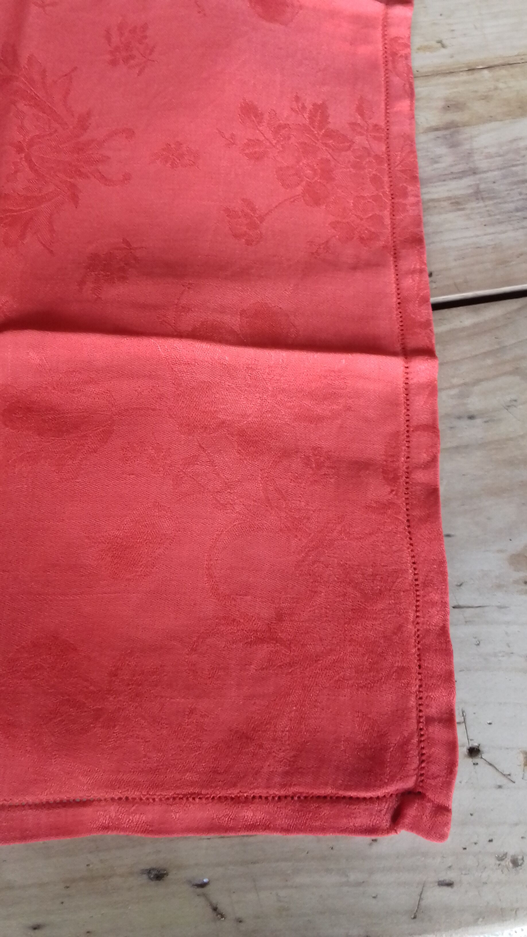 10 red linen damask towels
