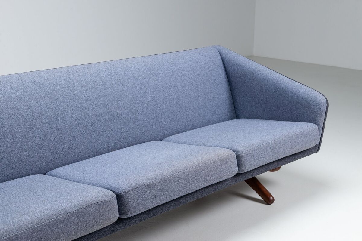 Illum Wikkelso ML-90 three-seater sofa Laursen Denmark 1960