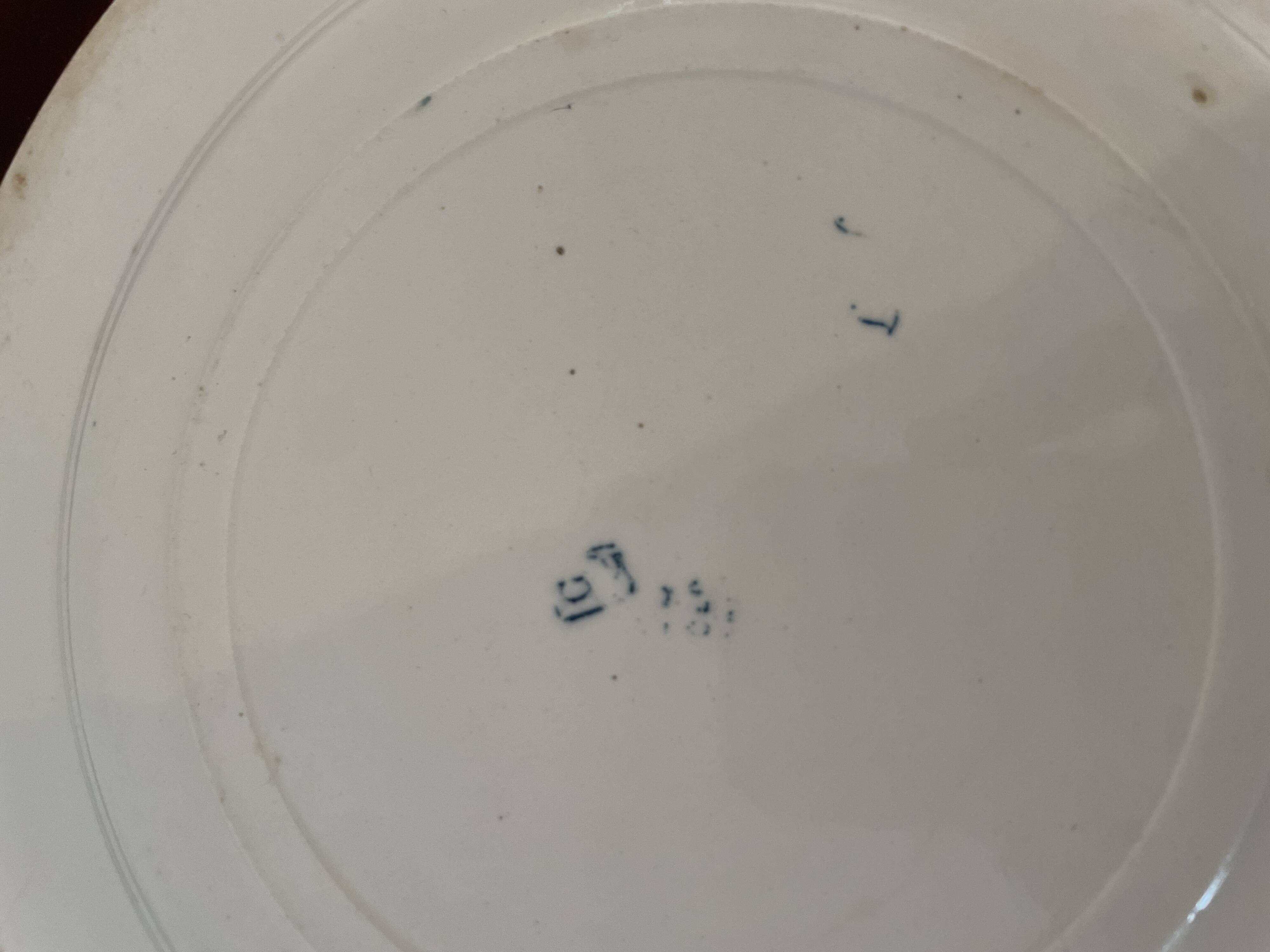 4 Clairefontaine ironstone flat plates, Cyclamens model