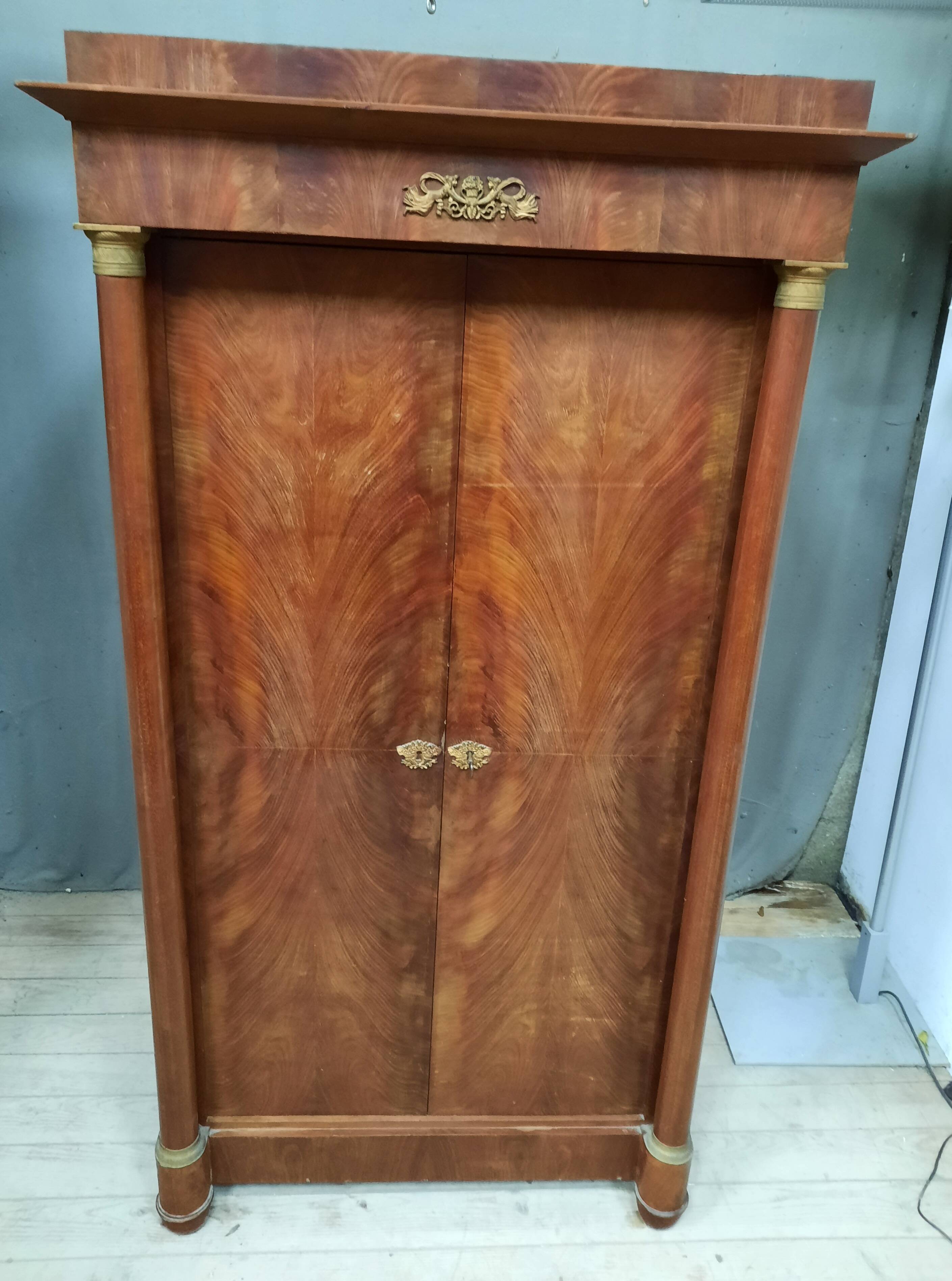 2-door empire wardrobe