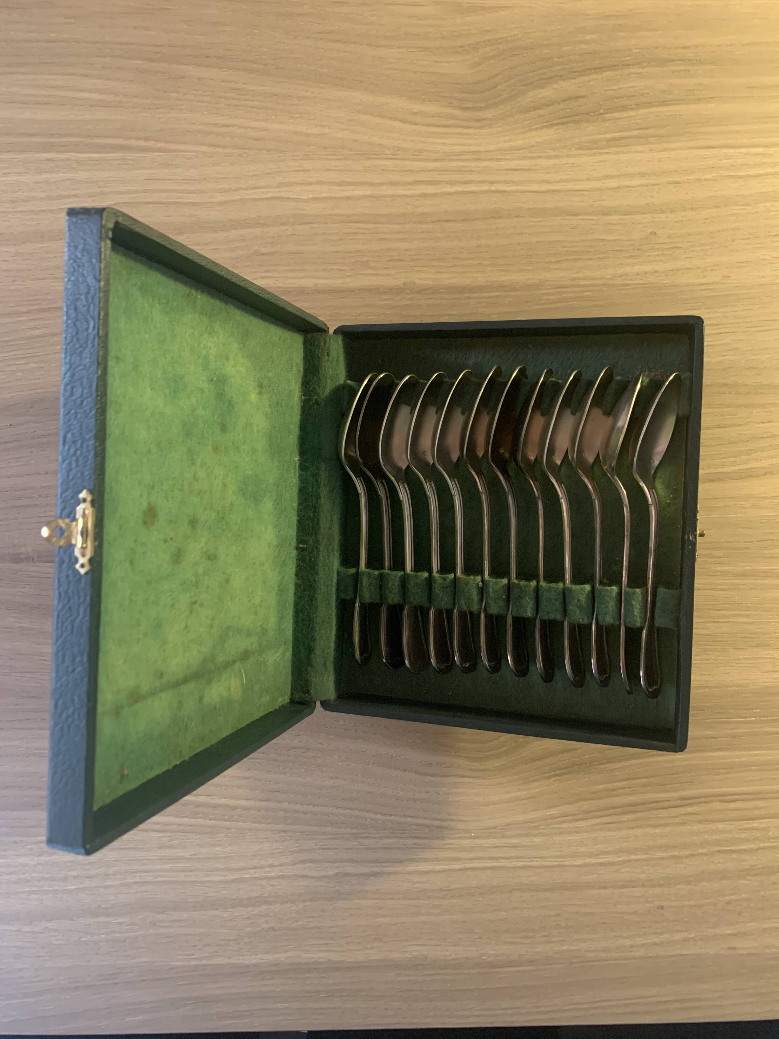 Coffee spoon service