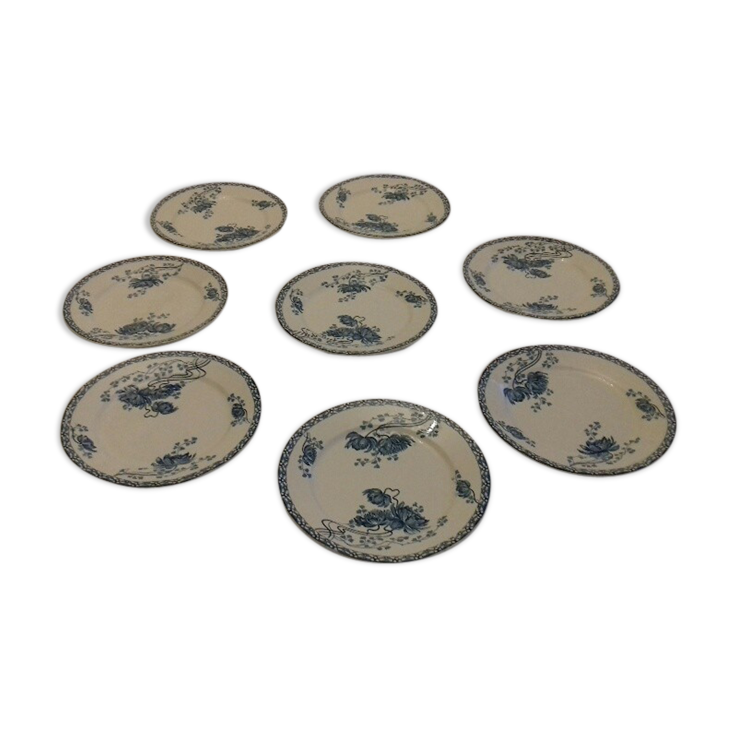 Set of 8 old plates