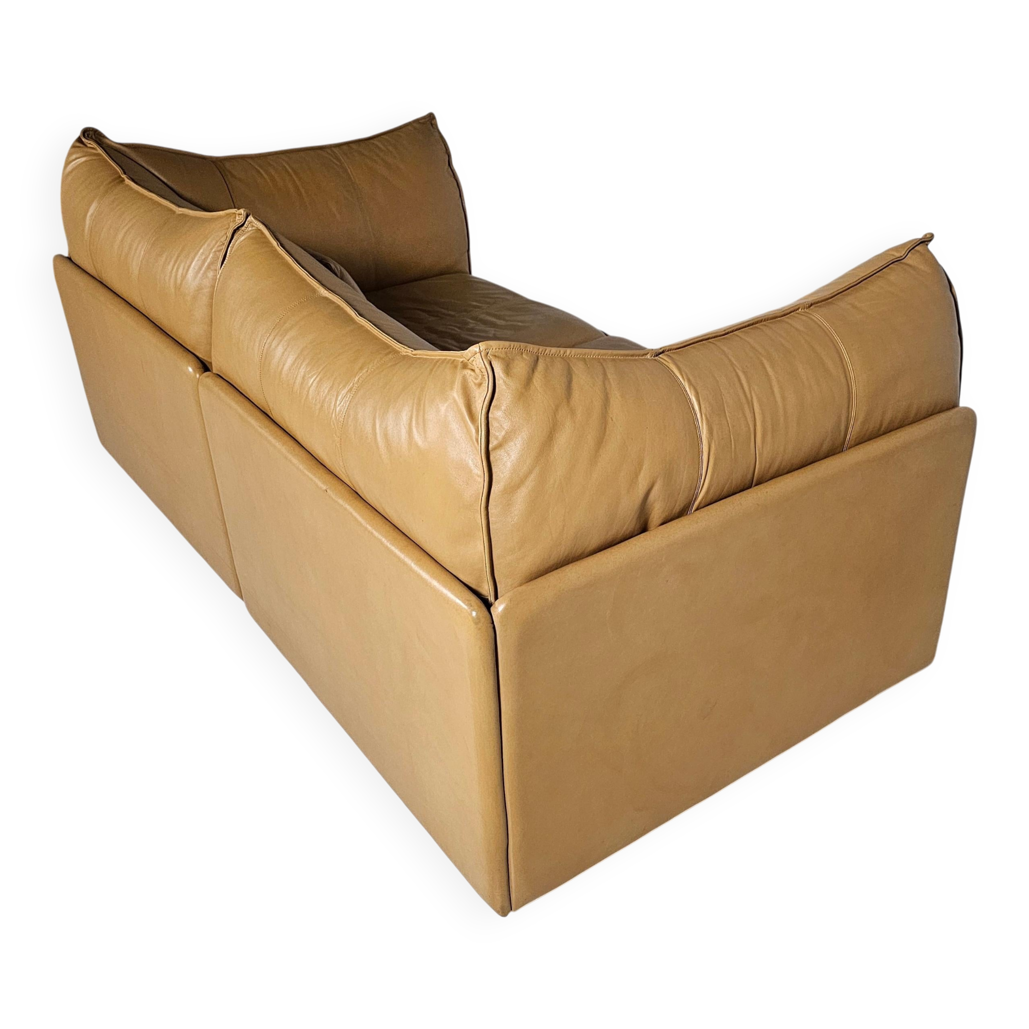 "Pagoda" sectional sofa for 2 in tan leather by De Sede DS-19, 1970s.
