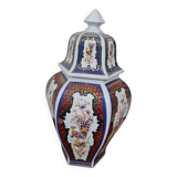 Potiche en porcelaine