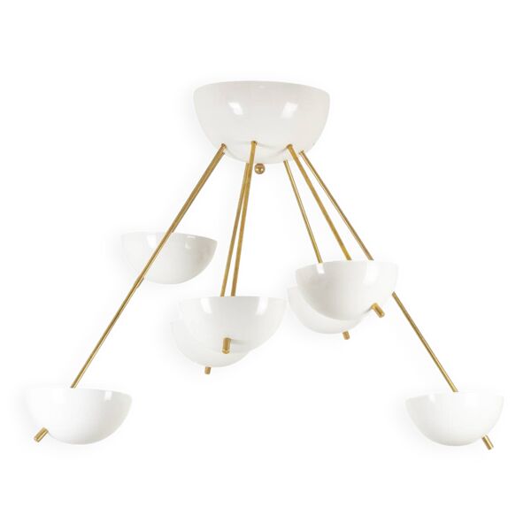 Stilnovo. Lustre en laiton doré et métal laqué blanc. Contemporain. — Beyit