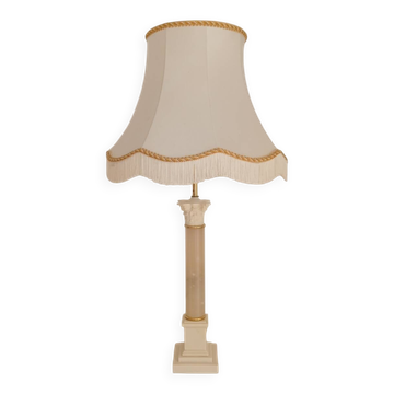 Table lamp