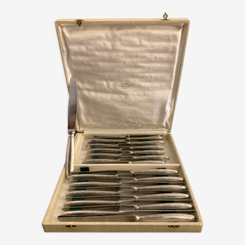 Box of 24 Christofle silver metal knives, ribbons model, XXth