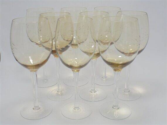 Set of 9 stemmed glasses