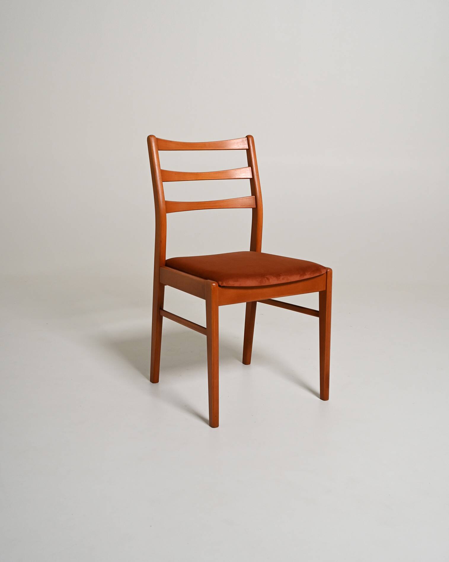 4 chaises de salle à manger scandinaves en teck