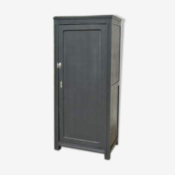 Armoire parisienne une porte